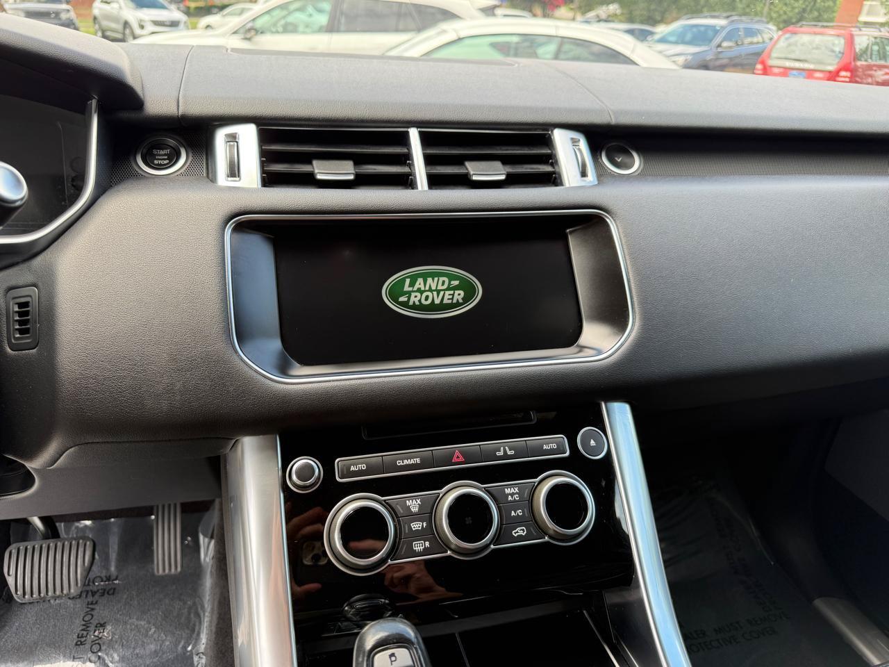Used 2017 Land Rover Range Rover Sport Supercharged AWD/4WD image 17