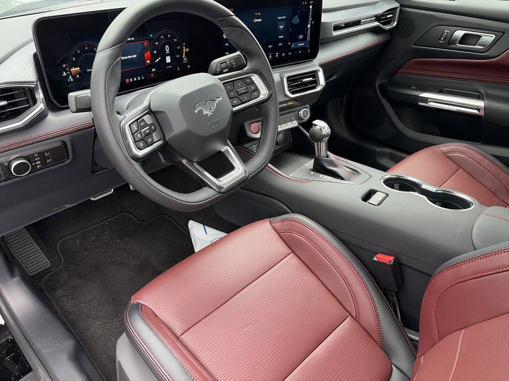 Used 2025 Ford Mustang Premium RWD image 11