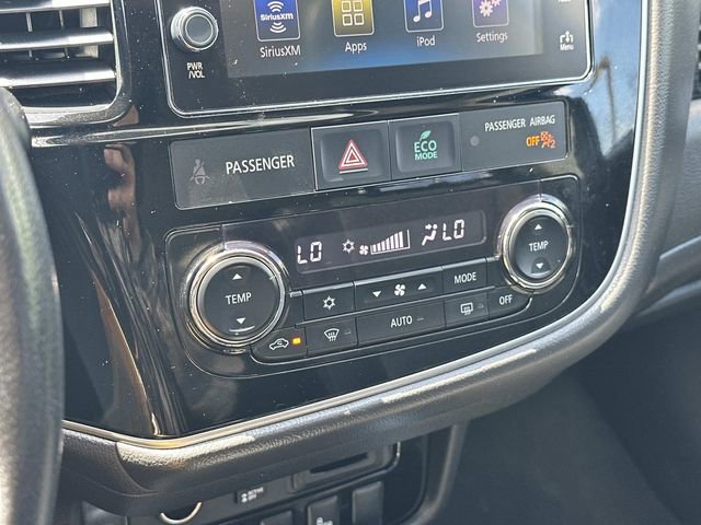 Used 2018 Mitsubishi Outlander ES AWD/4WD image 30