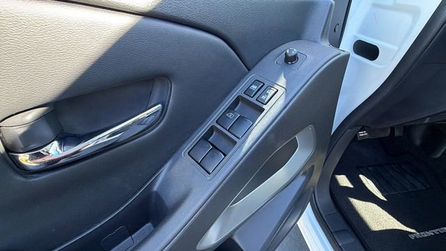 Used 2025 Nissan Frontier SV w/ SV Convenience Package image 20