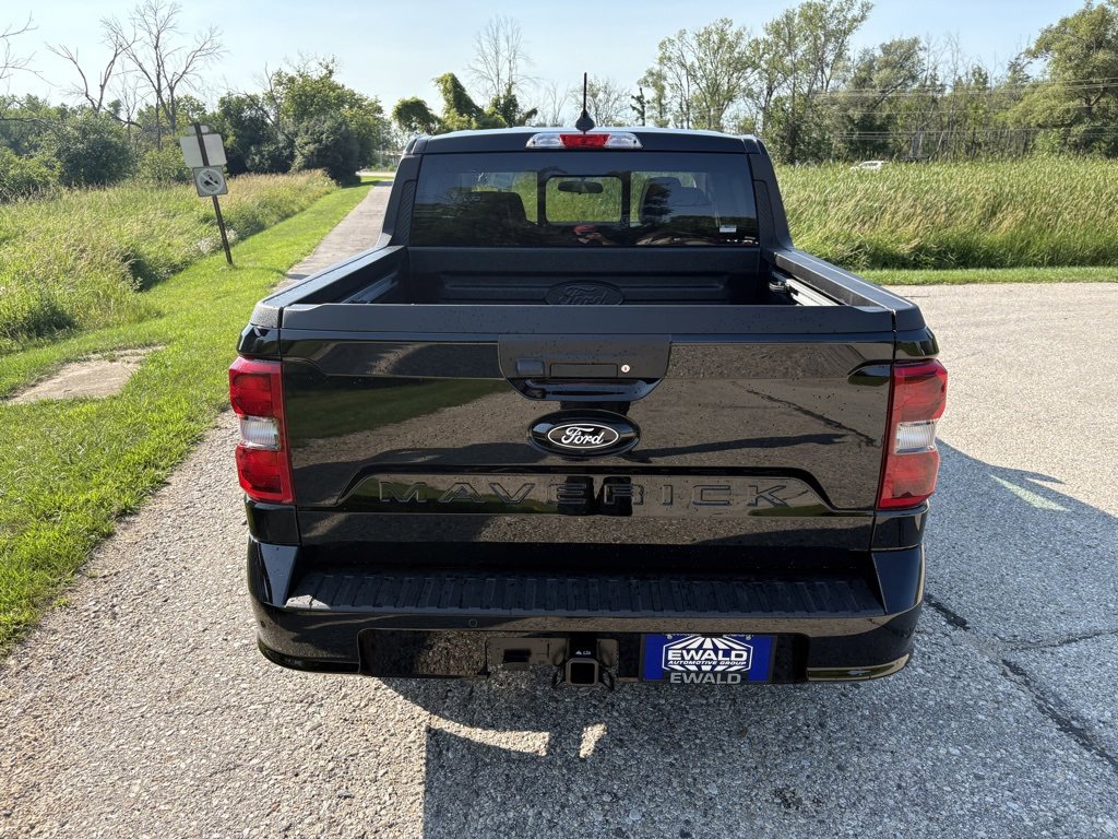 New 2025 Ford Maverick Lobo image 7