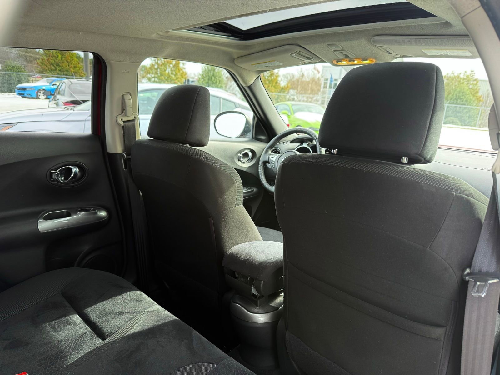 Used 2014 Nissan Juke SV w/ Navigation Package image 20