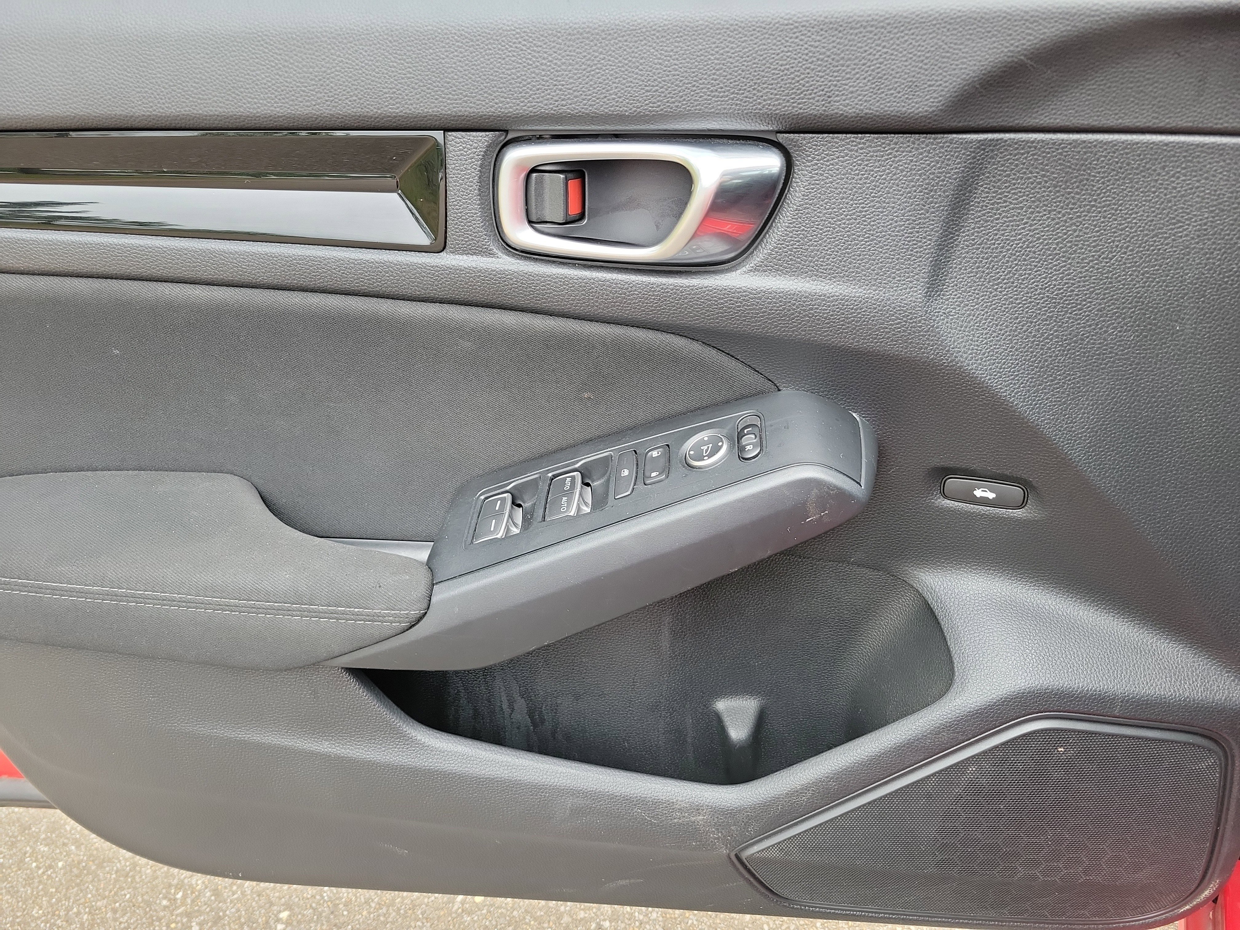Used 2022 Honda Civic EX image 17