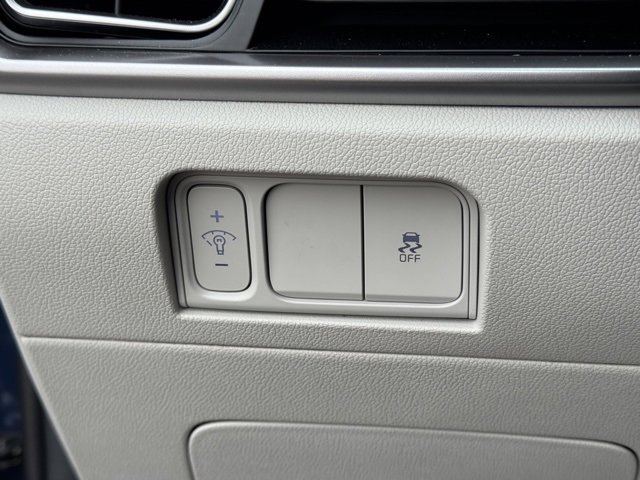 Used 2025 Kia Sorento S image 25