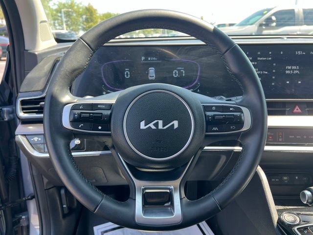 Certified 2025 Kia Sportage EX AWD/4WD image 14