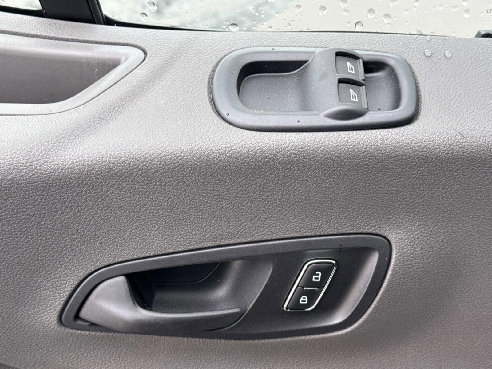 New 2026 Ford Transit 350 XL image 19