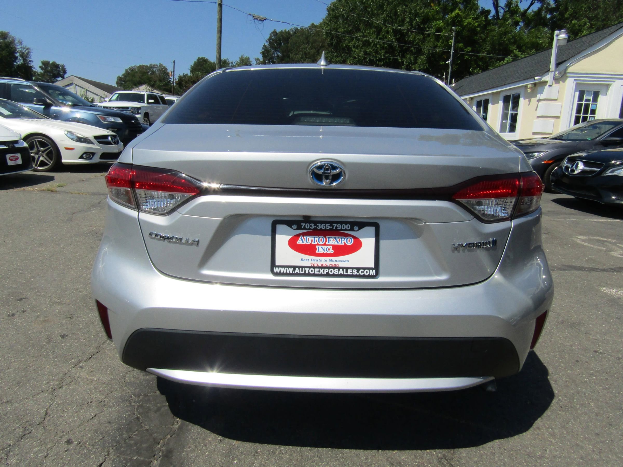 Used 2021 Toyota Corolla LE FWD image 6