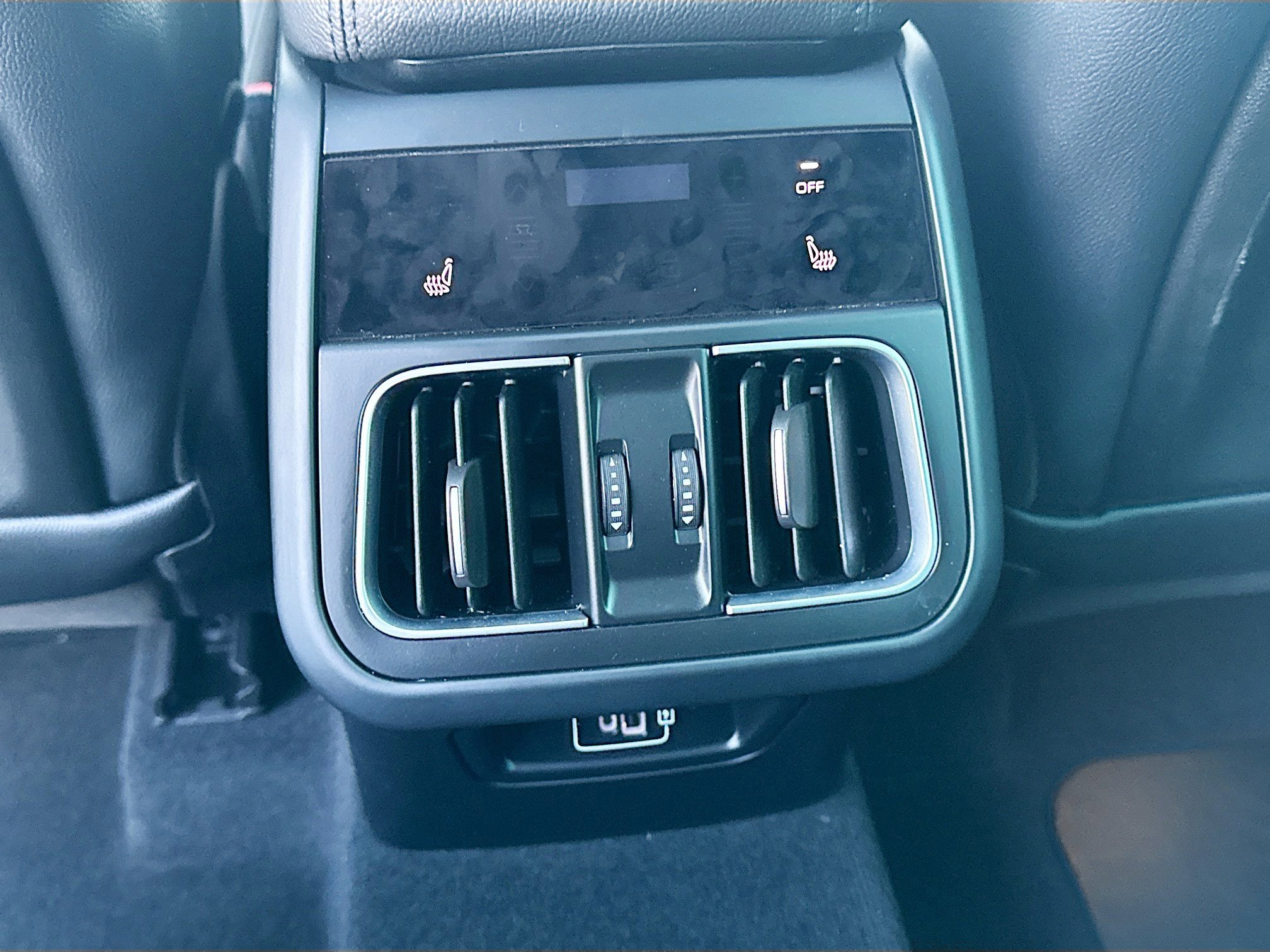 Certified 2024 Maserati Grecale GT image 20