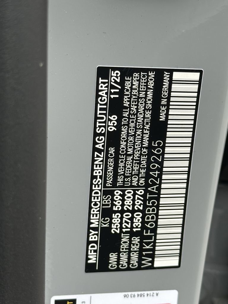 New 2026 Mercedes-Benz E 450 4MATIC Sedan image 36