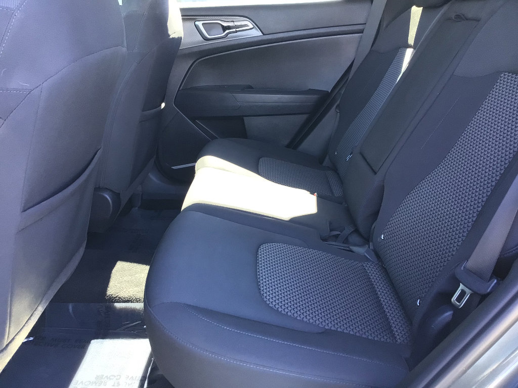 Used 2023 Kia Sportage LX FWD image 15