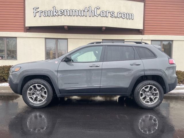 Used 2022 Jeep Cherokee Trailhawk image 4