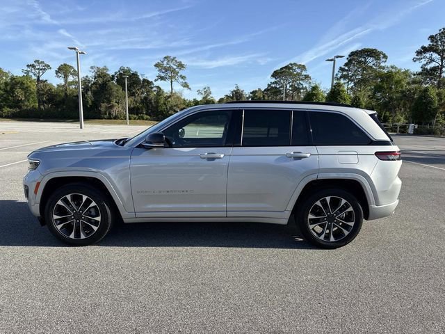 Used 2024 Jeep Grand Cherokee Overland w/ Trailer Tow Package image 6