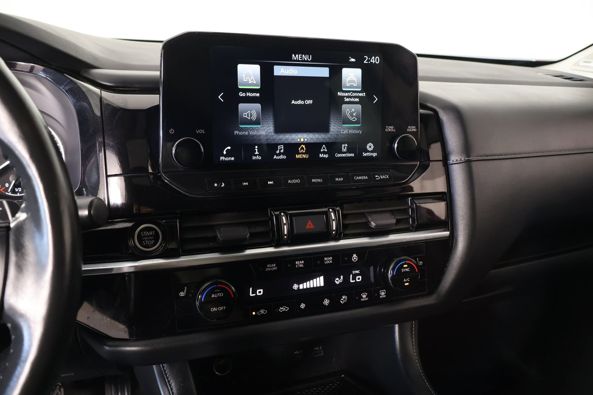 Used 2023 Nissan Pathfinder SL w/ SL Premium Package FWD image 5