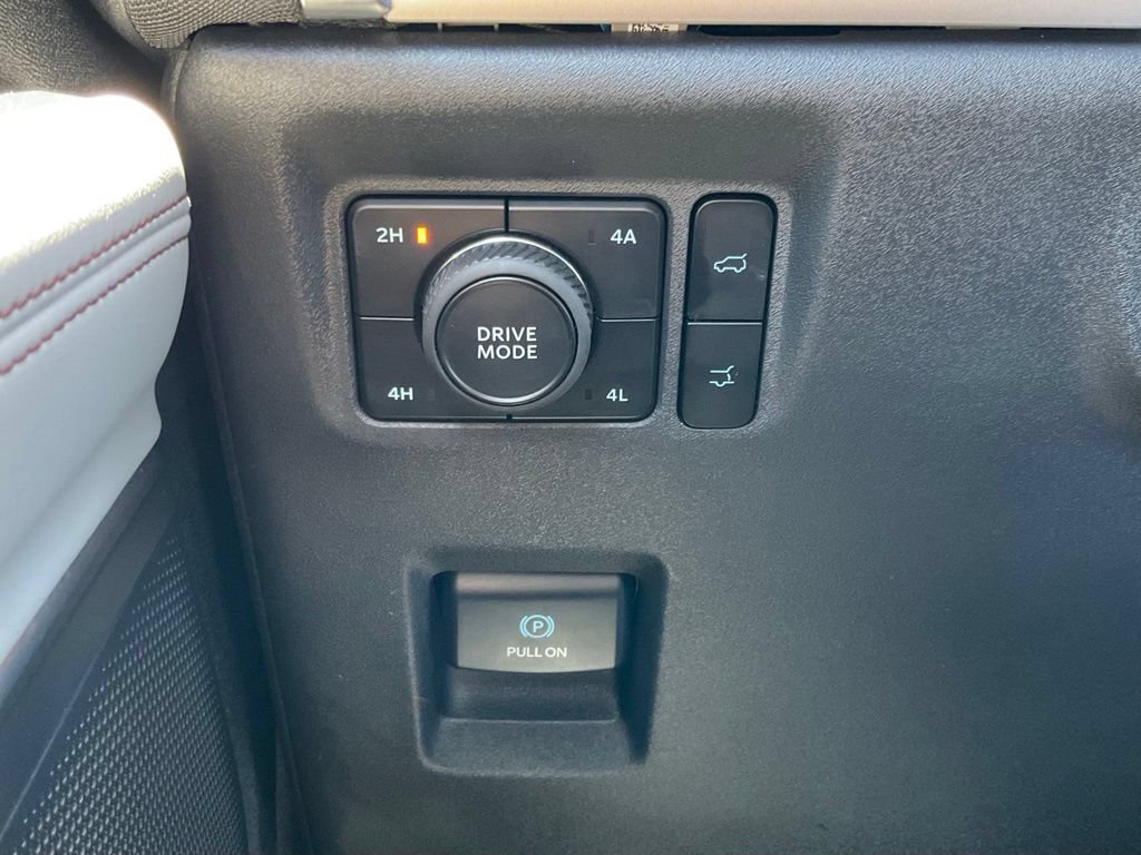 Used 2025 Ford Expedition Max Active AWD/4WD image 45