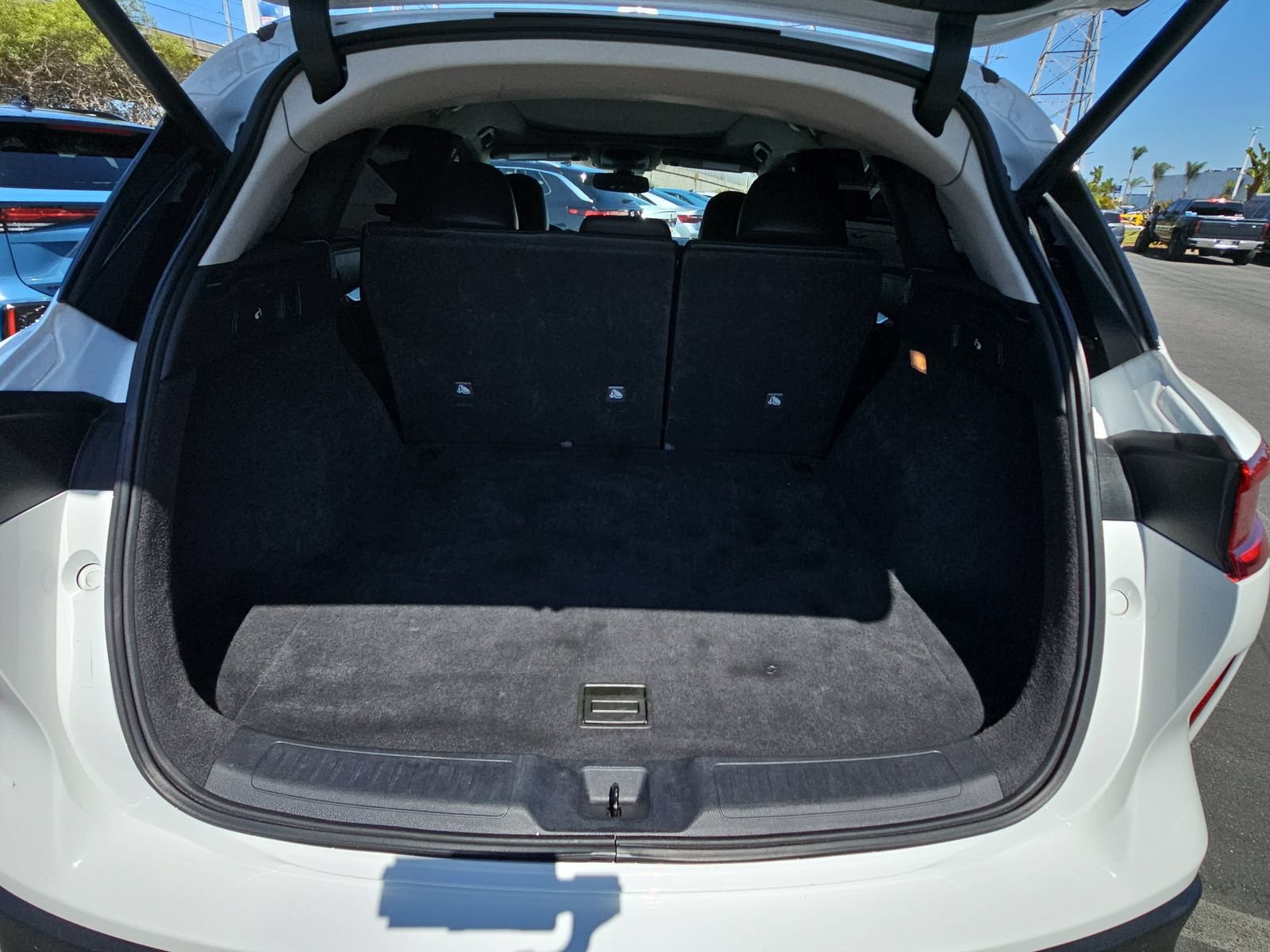 Used 2021 INFINITI QX50 Luxe FWD image 12