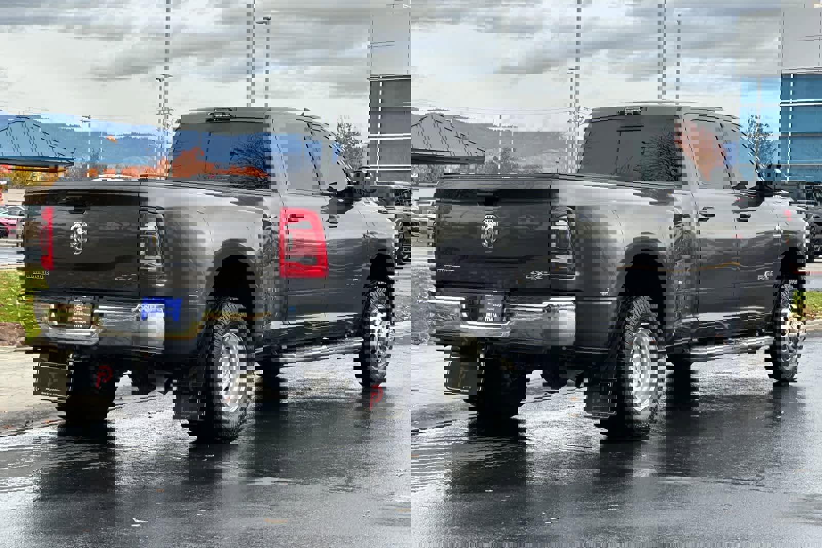 Used 2022 RAM 3500 Big Horn w/ Level C Equiment Group image 2