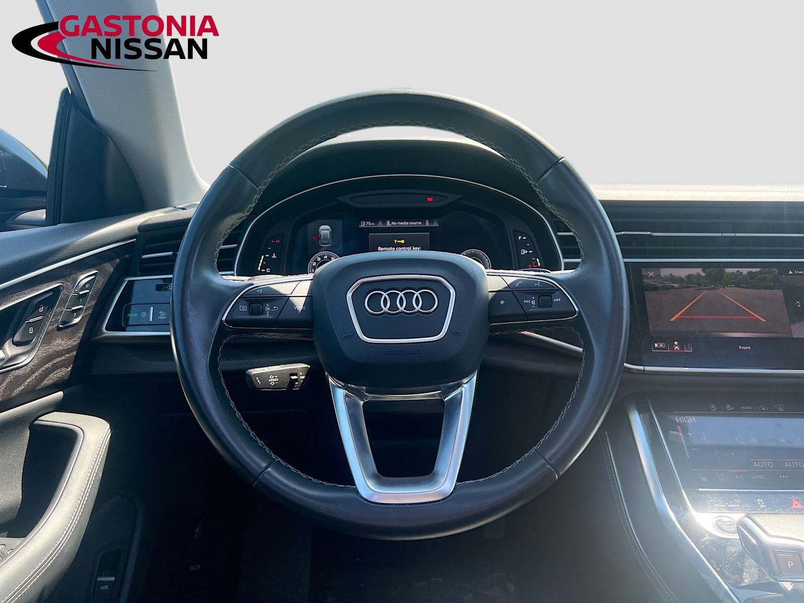 Used 2022 Audi Q8 Prestige image 31