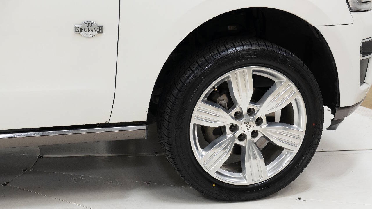 Used 2024 Ford Expedition King Ranch RWD image 13