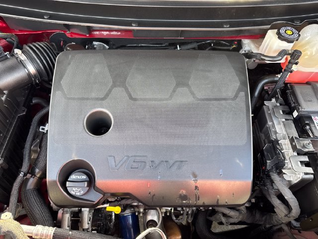 Used 2024 Chevrolet Traverse RS w/ LPO, Floor Liner Package AWD/4WD image 22