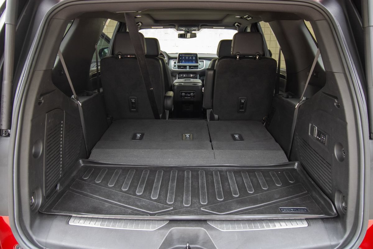 Used 2022 Chevrolet Tahoe RST w/ Luxury Package AWD/4WD image 48