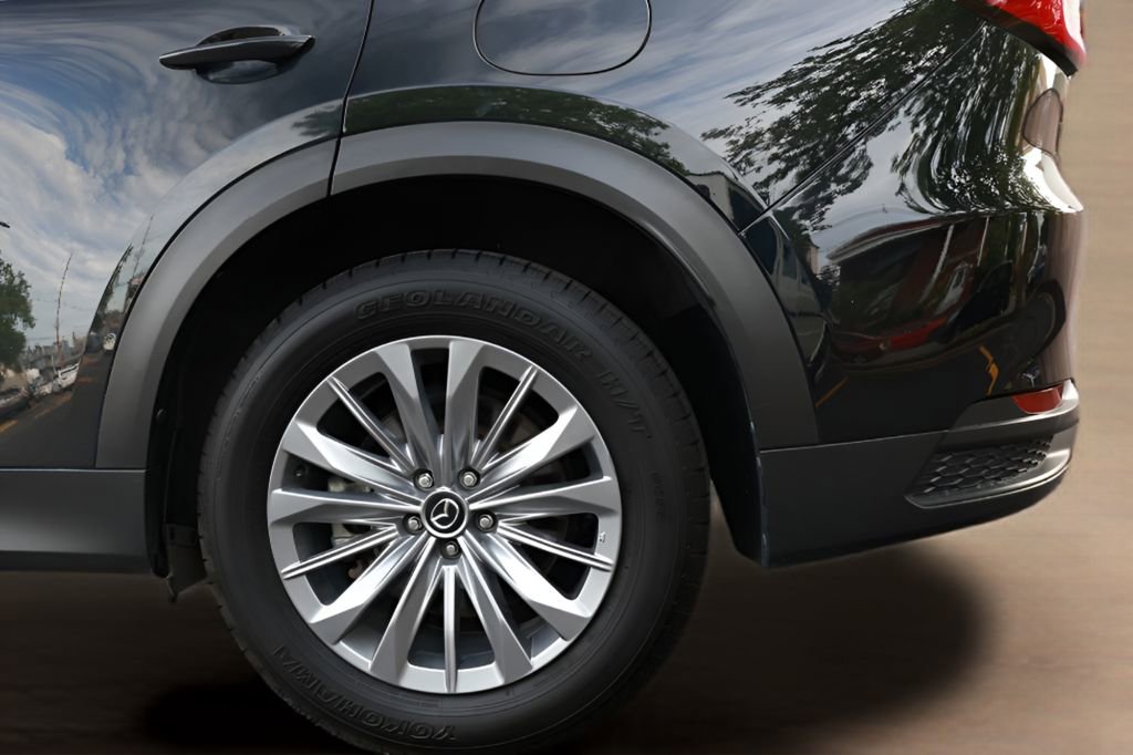 Used 2024 MAZDA CX-90 3.3 Turbo w/ Preferred Plus AWD/4WD image 10