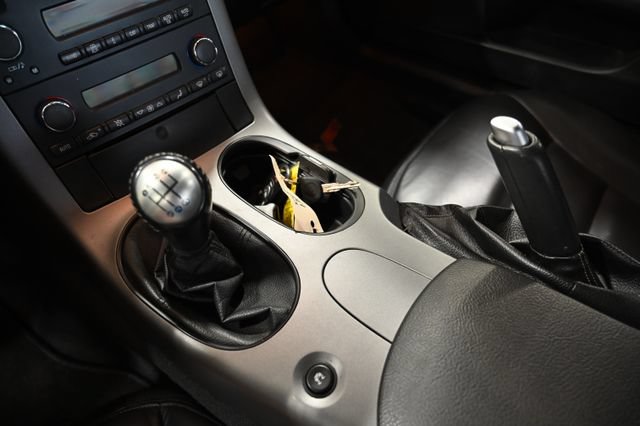 Used 2006 Chevrolet Corvette Coupe RWD image 19