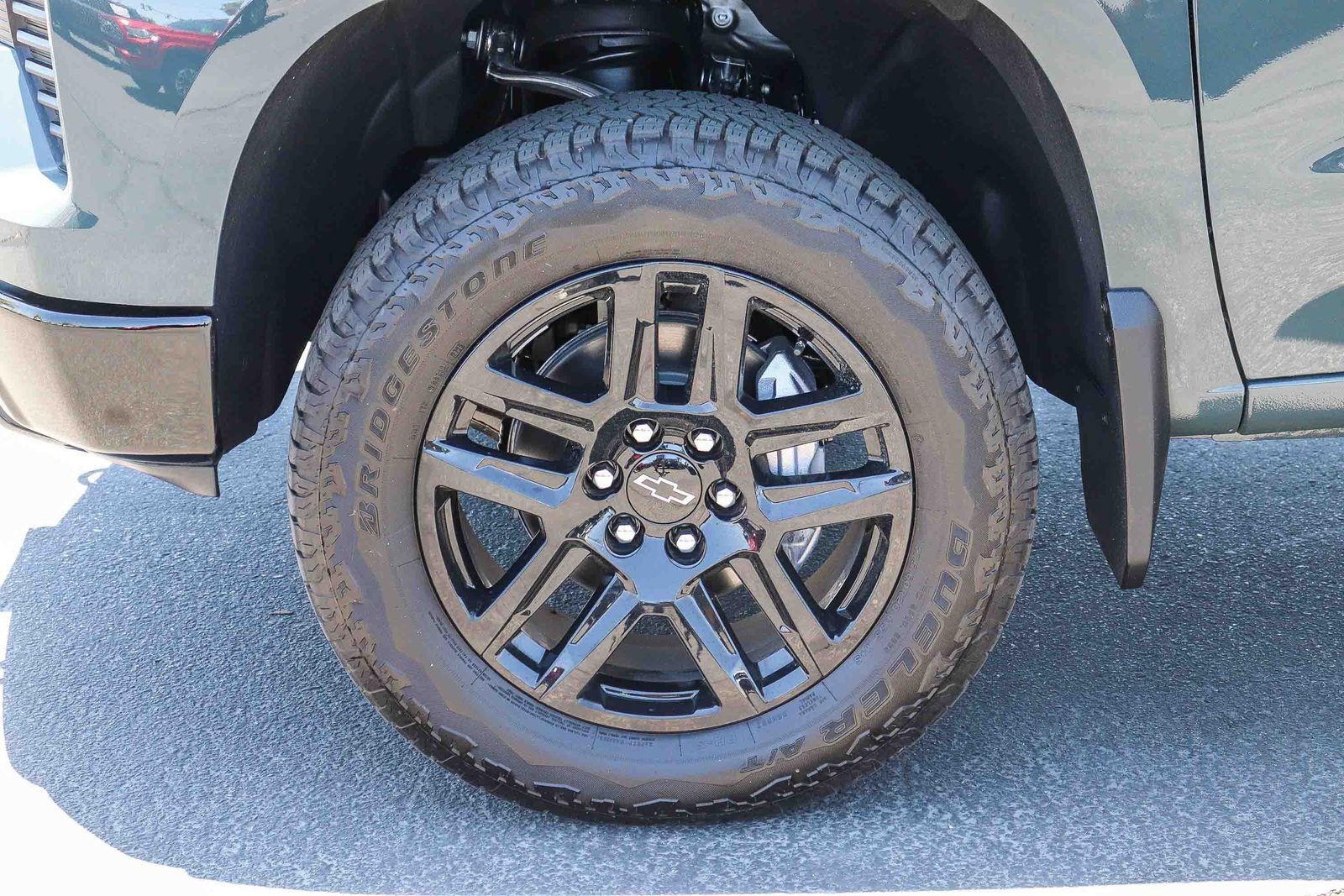 Used 2026 Chevrolet Silverado 1500 LT Trail Boss w/ Safety Package AWD/4WD image 9