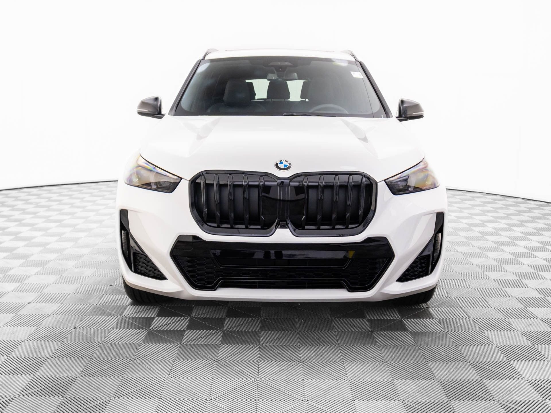 New 2026 BMW X1 xDrive28i w/ Technology Package AWD/4WD image 9