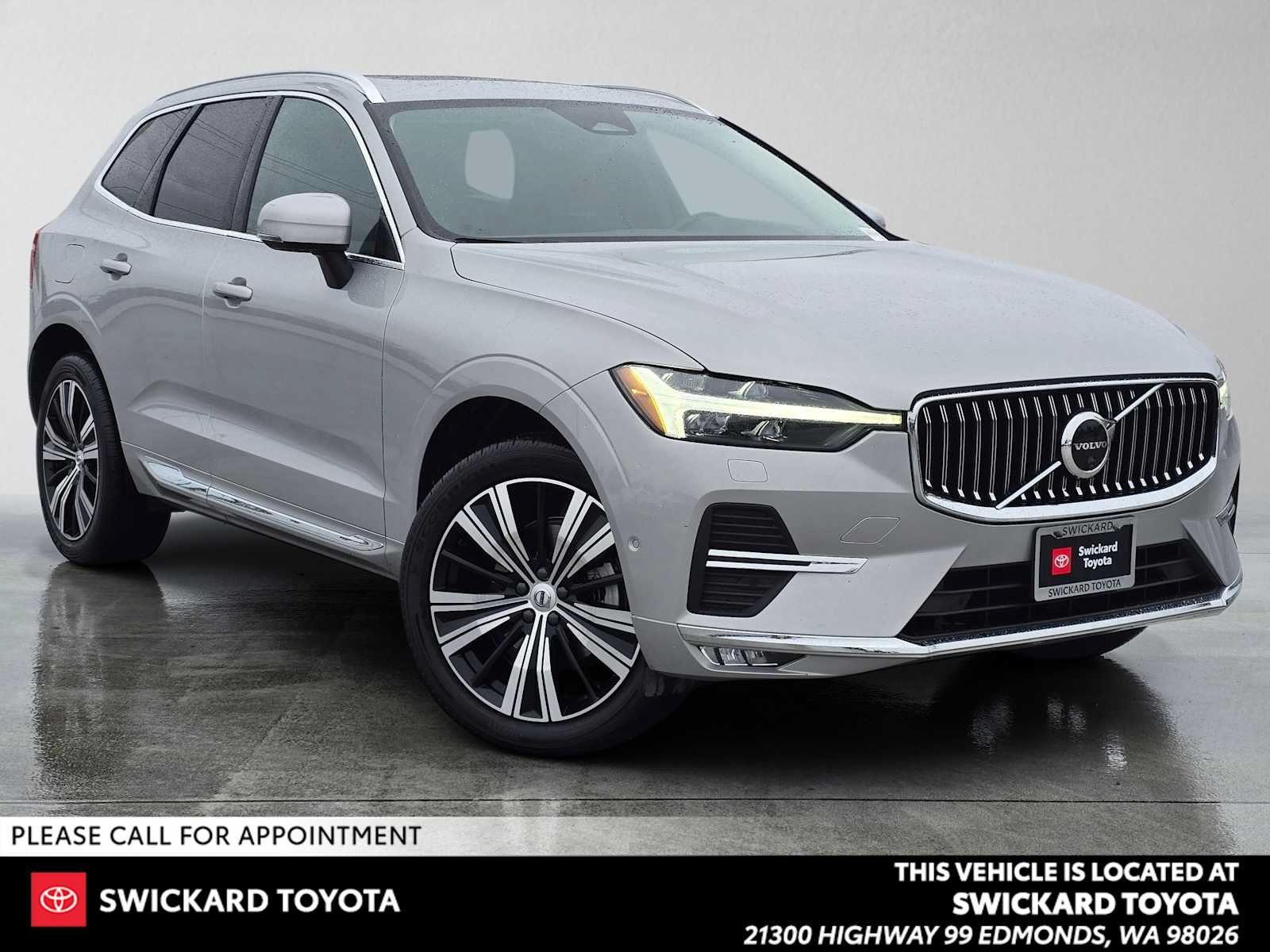 Used 2023 Volvo XC60 B5 Plus w/ Climate Package AWD/4WD image 1