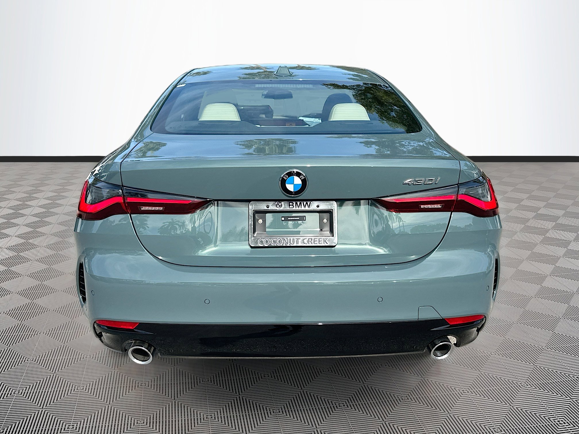 New 2026 BMW 430i Coupe w/ Parking Assistance Package RWD image 5