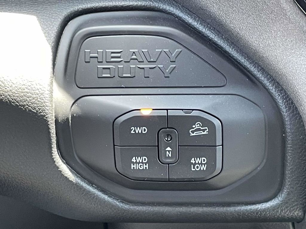 New 2026 RAM 2500 Warlock AWD/4WD image 34
