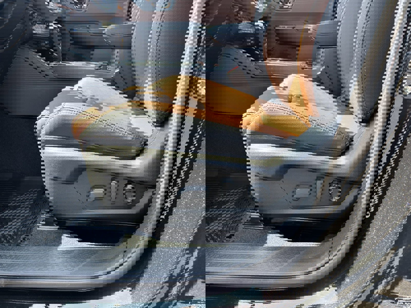 New 2026 Subaru Outback Touring image 14