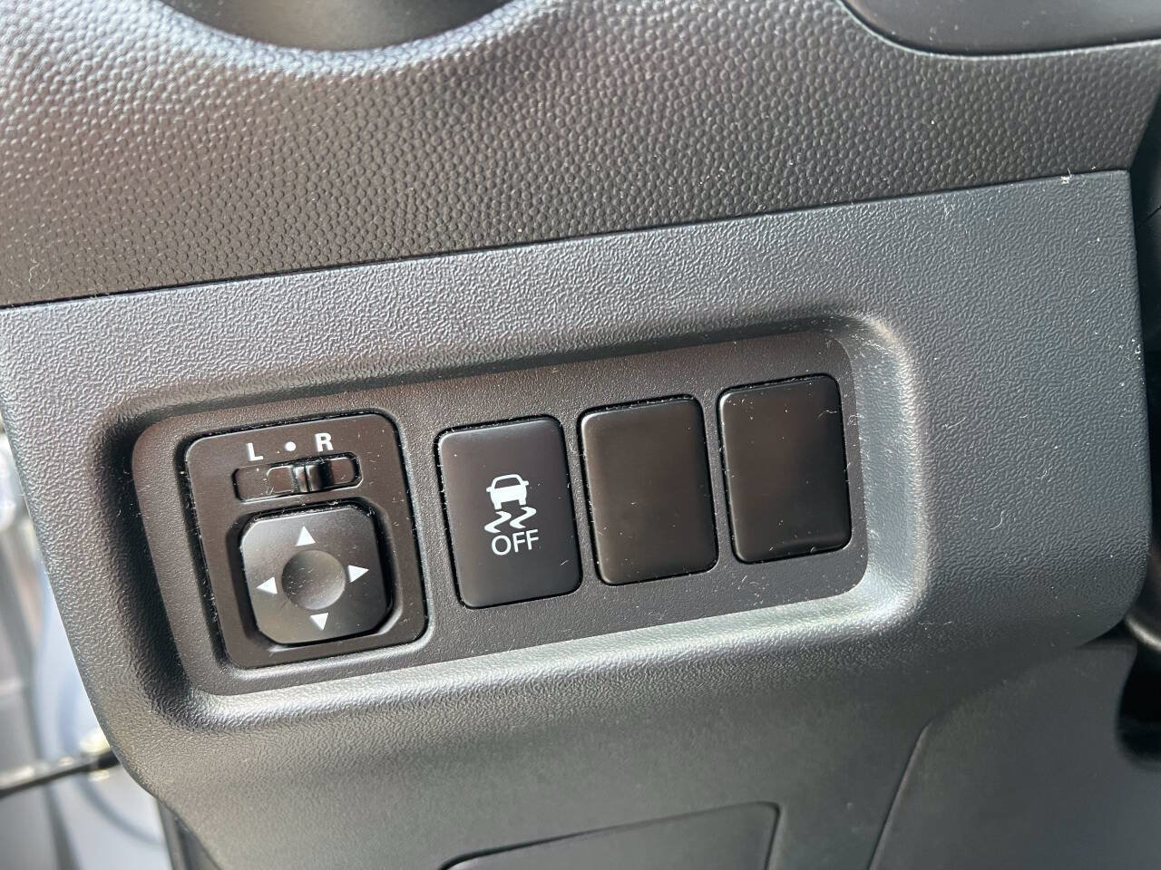 Used 2020 Mitsubishi Mirage ES FWD image 22