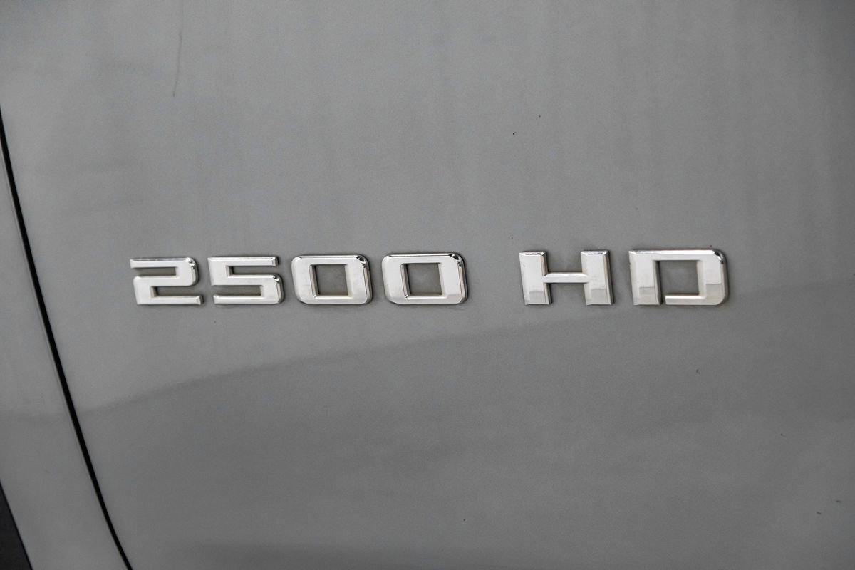 Used 2024 Chevrolet Silverado 2500 Custom w/ Custom Value Package AWD/4WD image 52