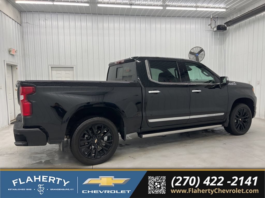 Used 2025 Chevrolet Silverado 1500 High Country AWD/4WD video 2