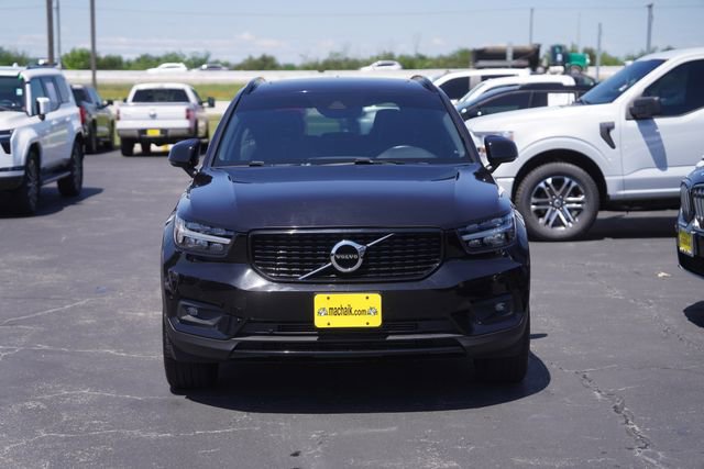 Used 2020 Volvo XC40 T5 R-Design w/ Protection Package Premier AWD/4WD image 3