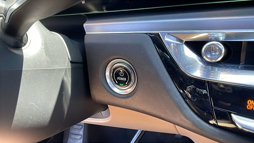 Used 2024 Cadillac Lyriq Sport w/ Nappa Leather Package AWD/4WD image 19