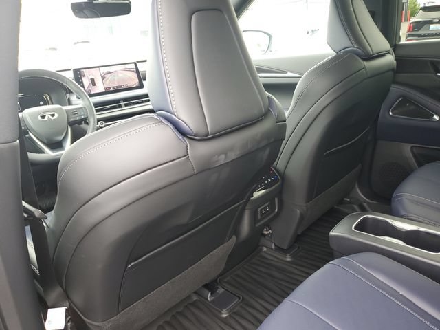 Certified 2026 INFINITI QX60 Sport w/ Dark Cargo Package AWD/4WD image 14