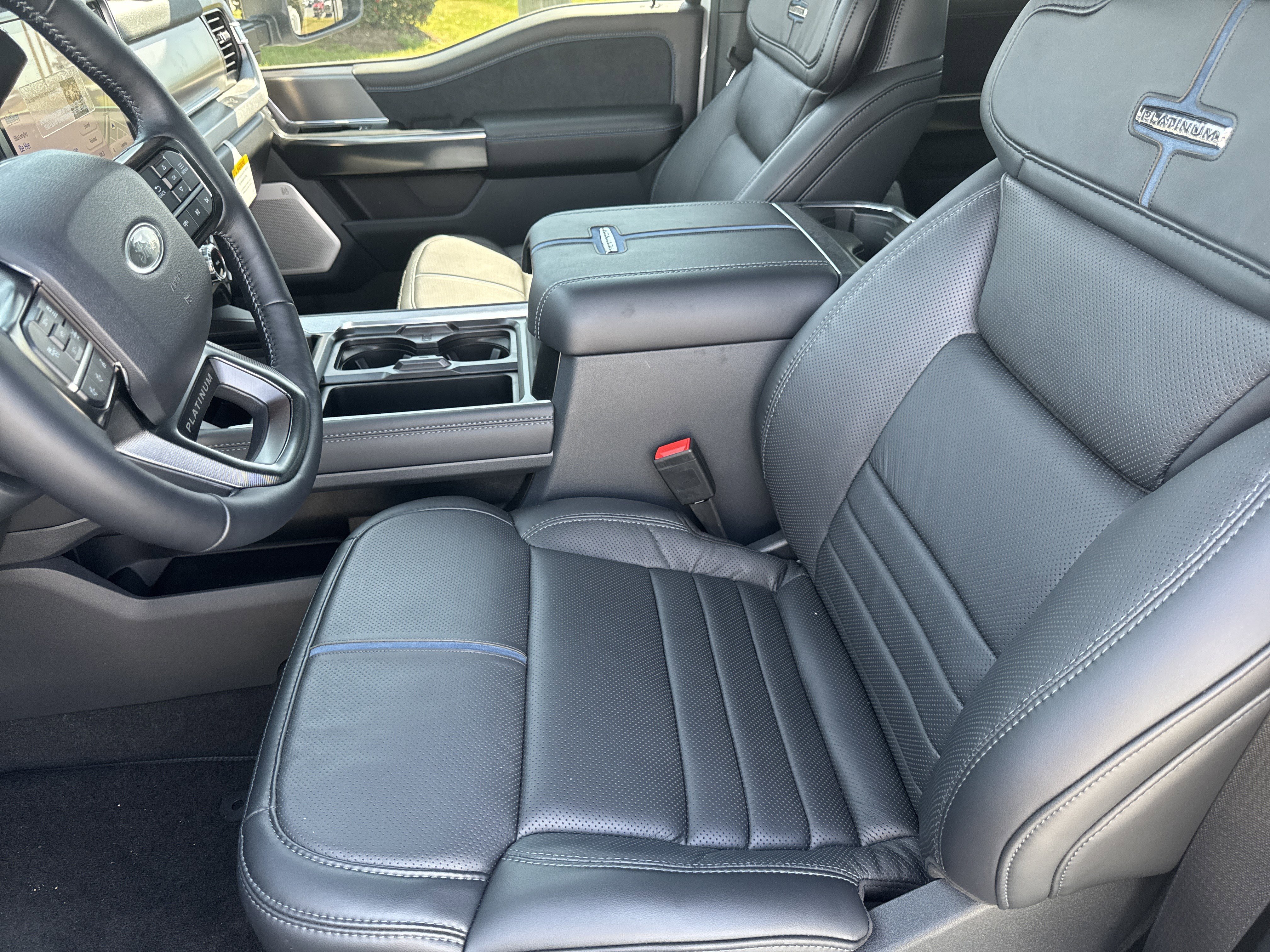 New 2026 Ford F450 Platinum image 6