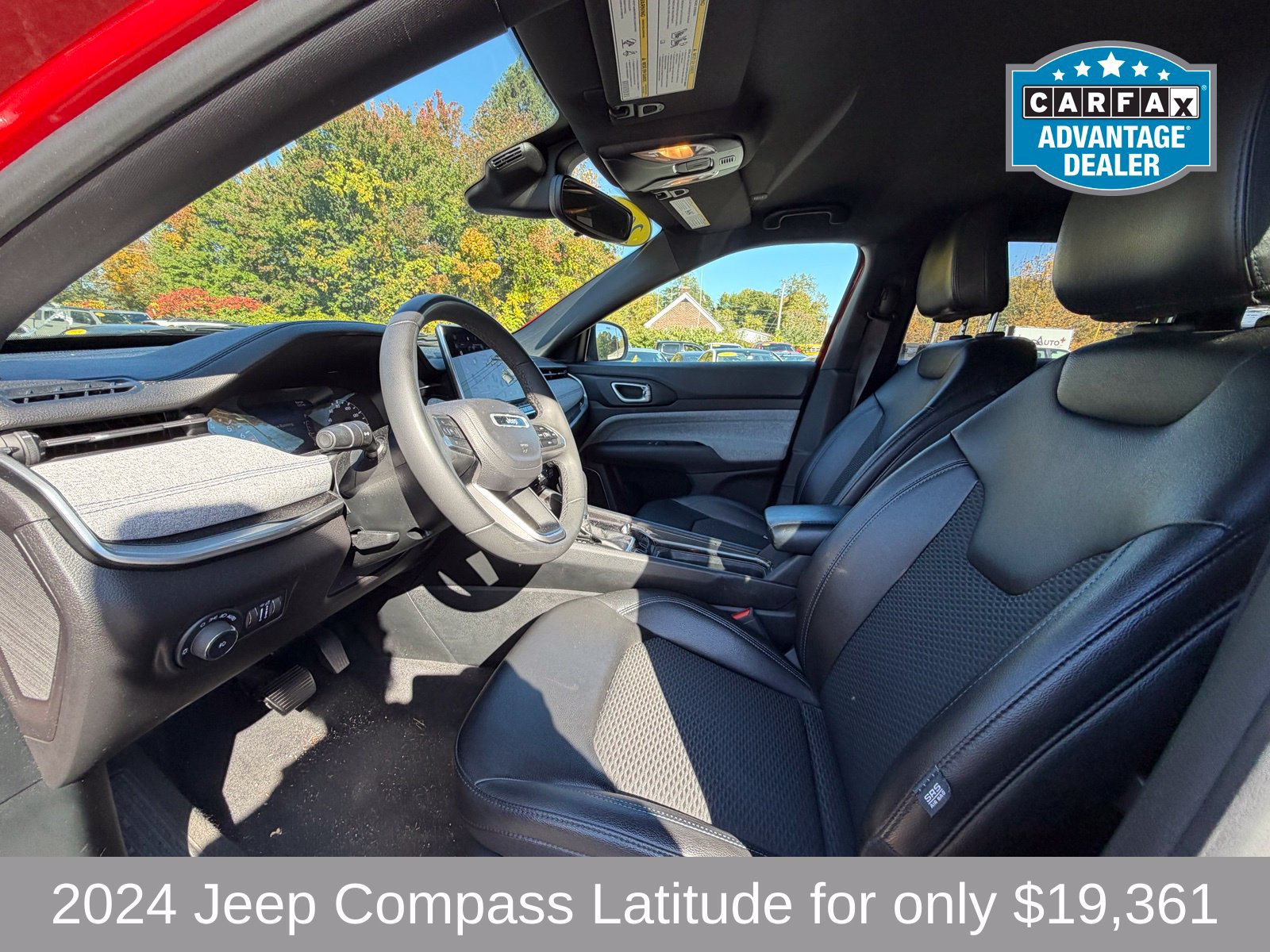 Used 2024 Jeep Compass Latitude AWD/4WD image 11