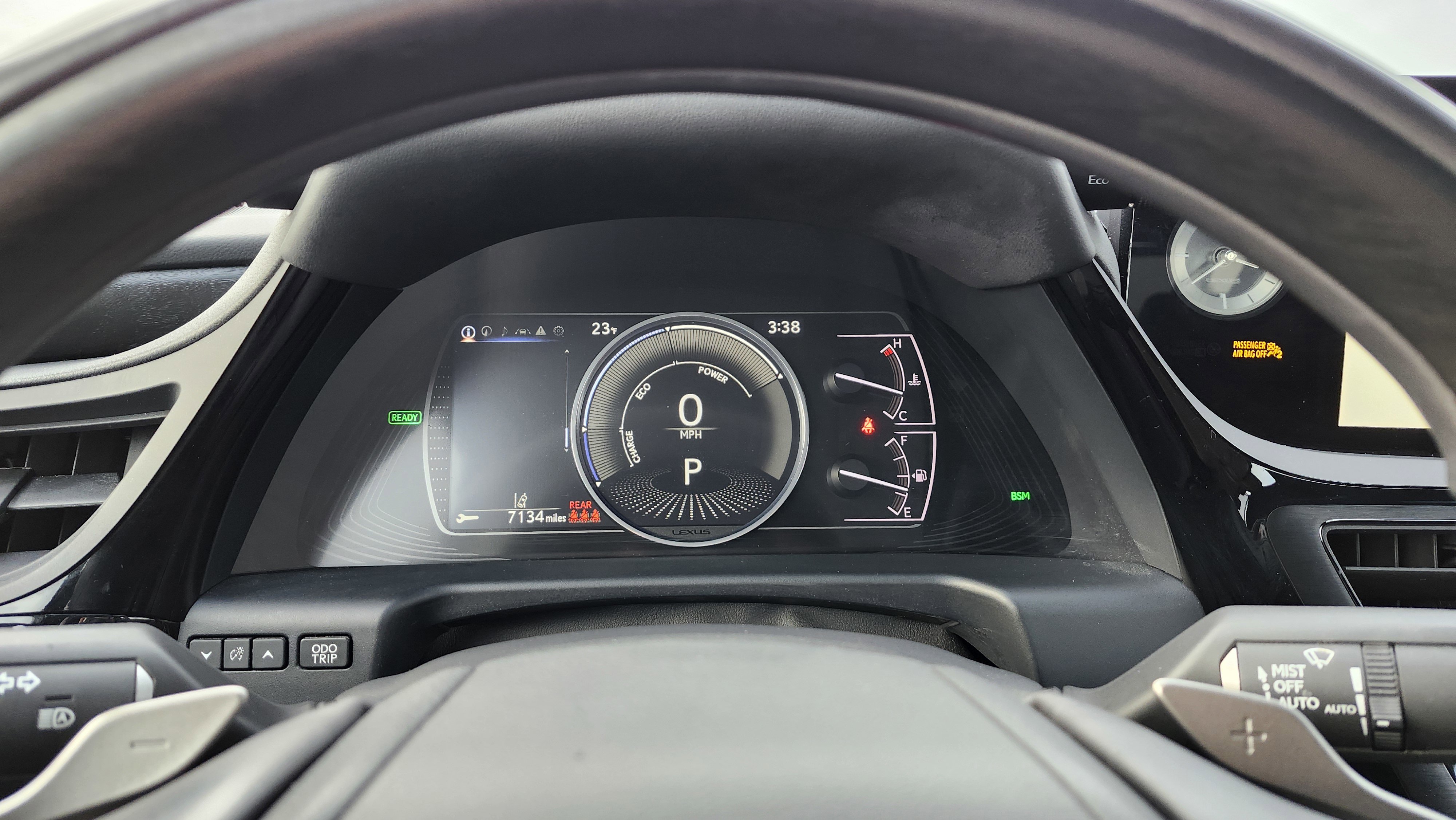 Used 2023 Lexus ES 300h w/ Luxury Package image 33