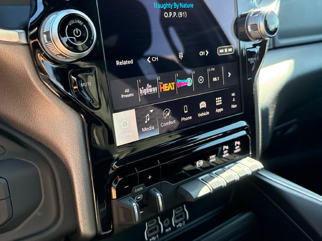 New 2027 RAM 2500 Big Horn AWD/4WD image 25