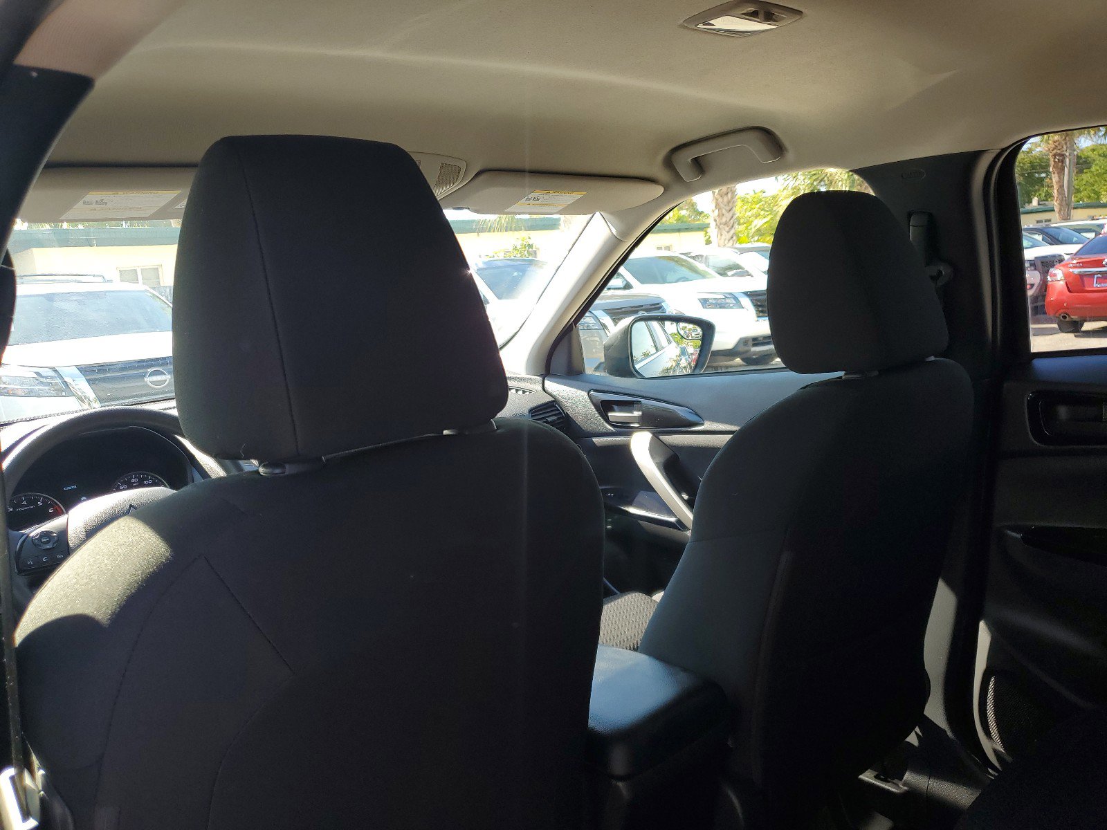 Used 2024 Mitsubishi Eclipse Cross LE image 13