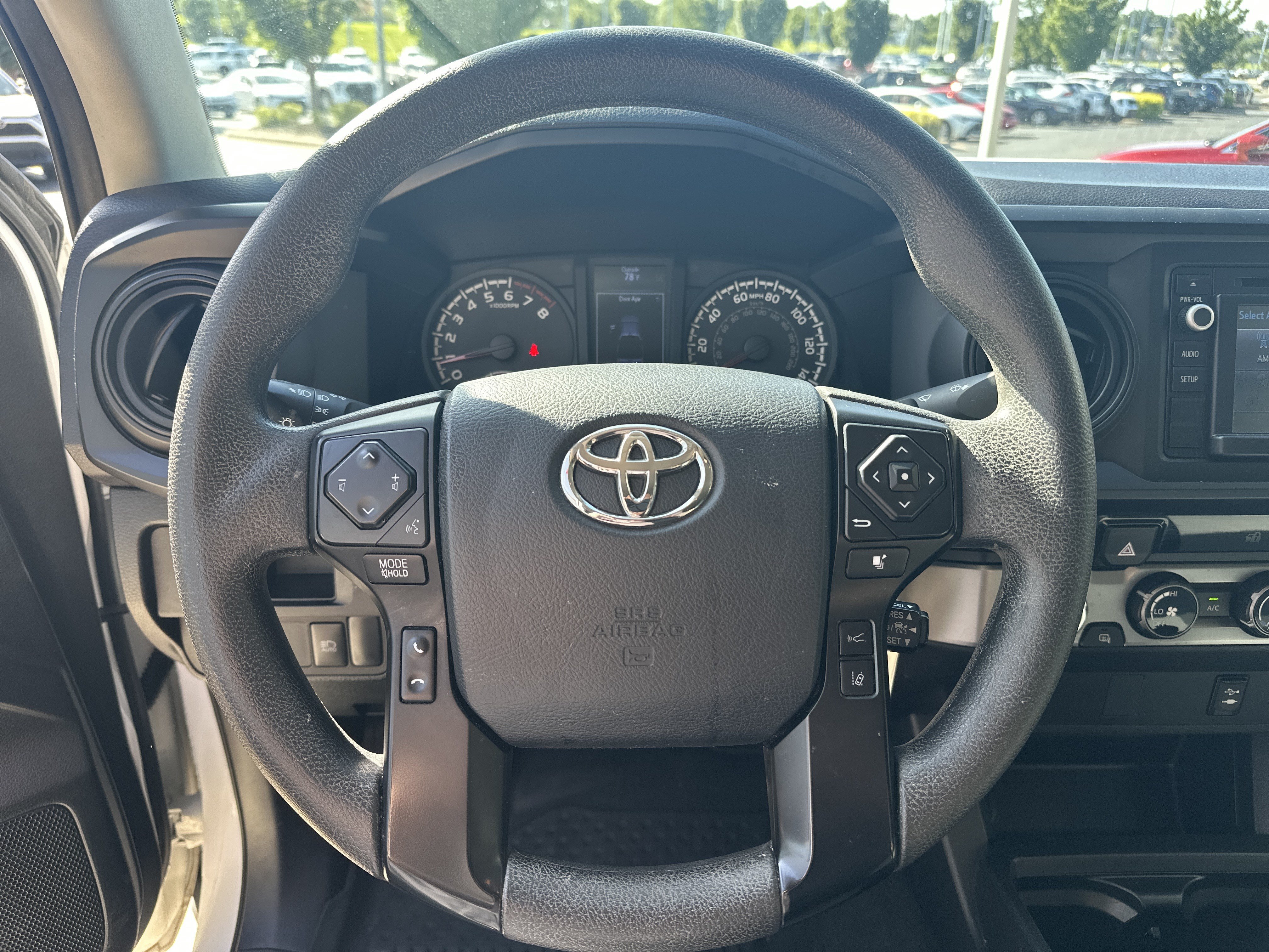Used 2018 Toyota Tacoma SR w/ SR Convenience Package AWD/4WD image 17