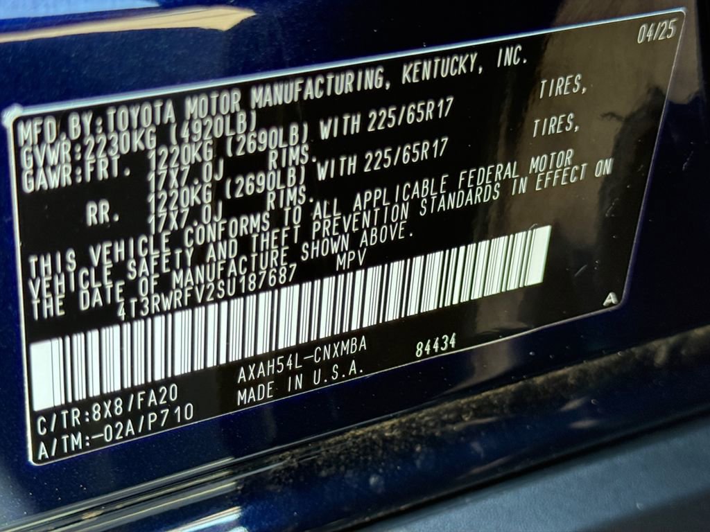 Used 2025 Toyota RAV4 XLE image 26