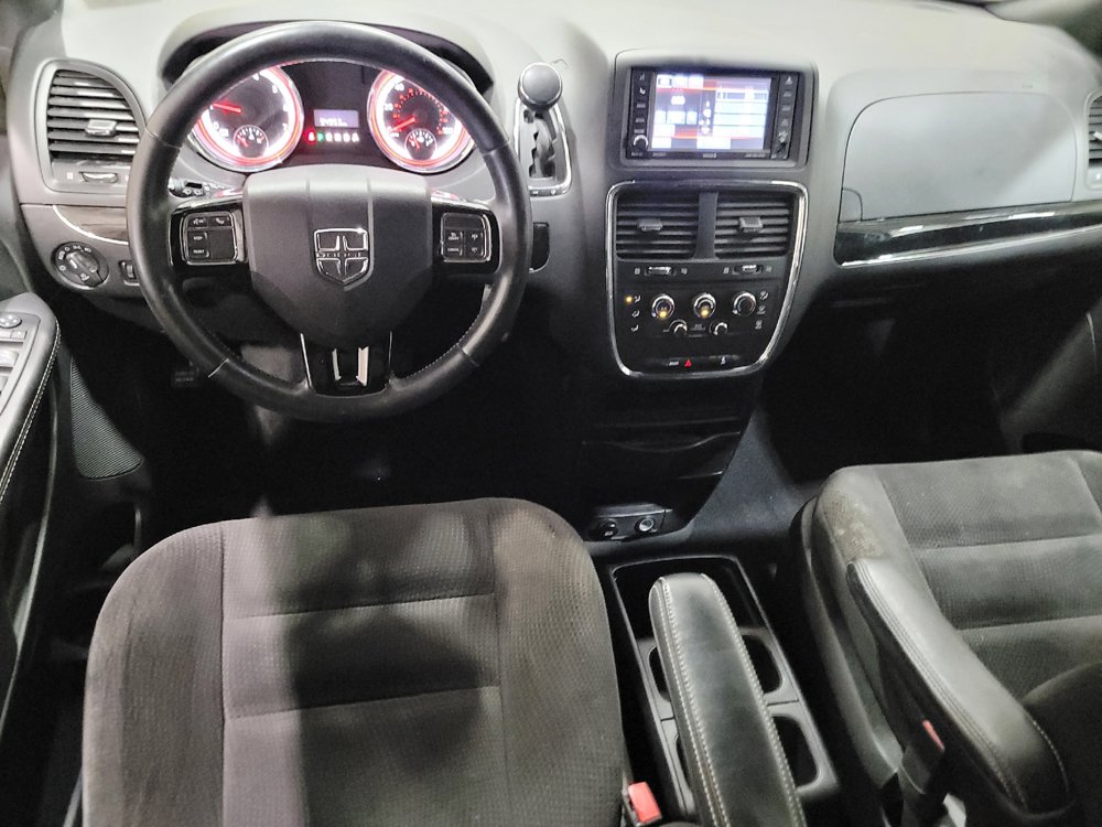 Used 2018 Dodge Grand Caravan SE FWD image 22