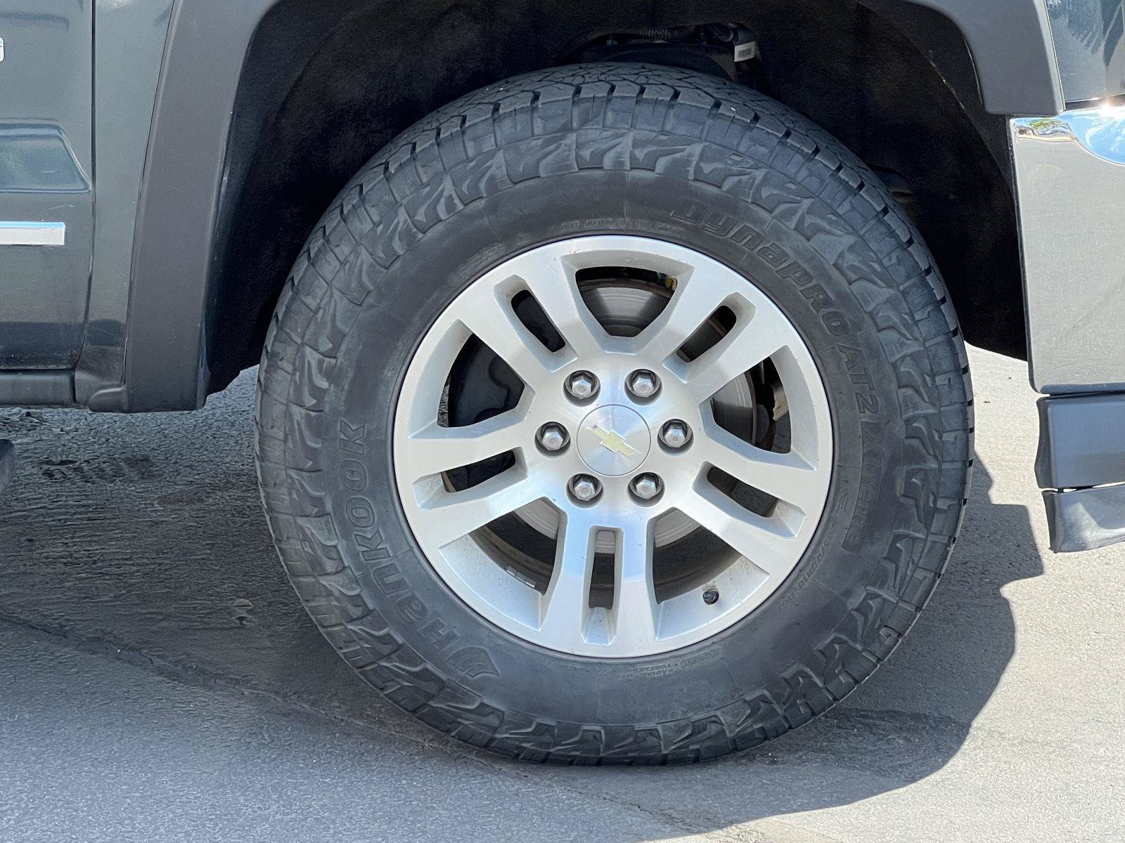 Used 2017 Chevrolet Silverado 1500 LTZ AWD/4WD image 16