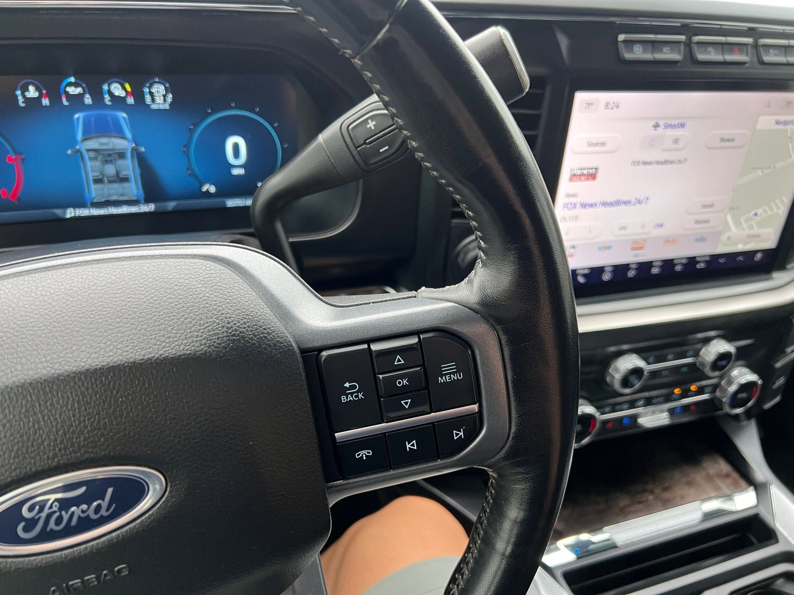 Used 2023 Ford F250 Lariat w/ Lariat Ultimate Package AWD/4WD image 37