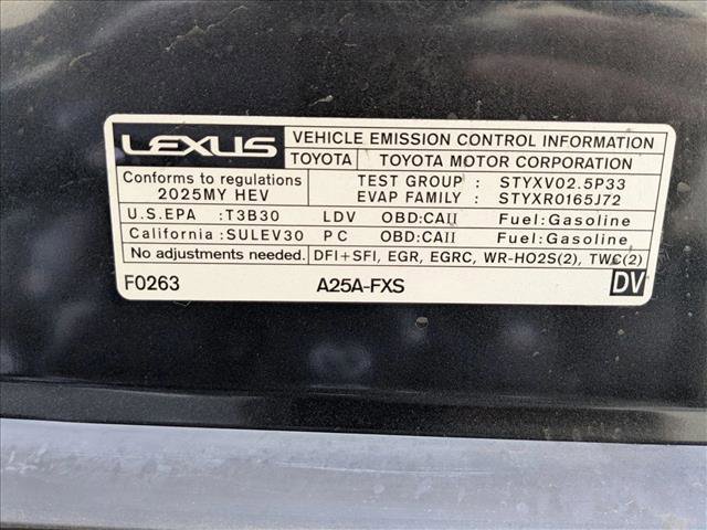 Certified 2025 Lexus ES 300h w/ Premium Package image 22