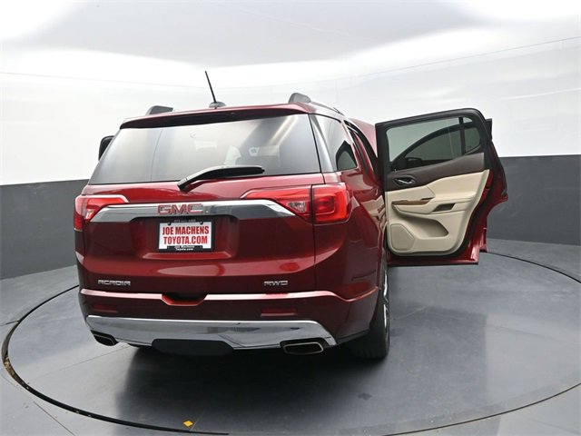 Used 2017 GMC Acadia Denali w/ Technology Package image 40